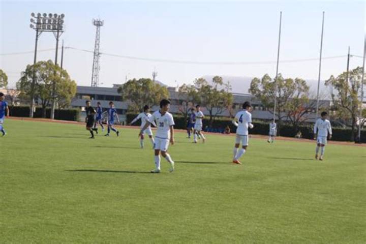 中国リーグで躍進する広島文化学園大学サッカー部｜強靭な戦術と郷原から描く全国への挑戦軌跡