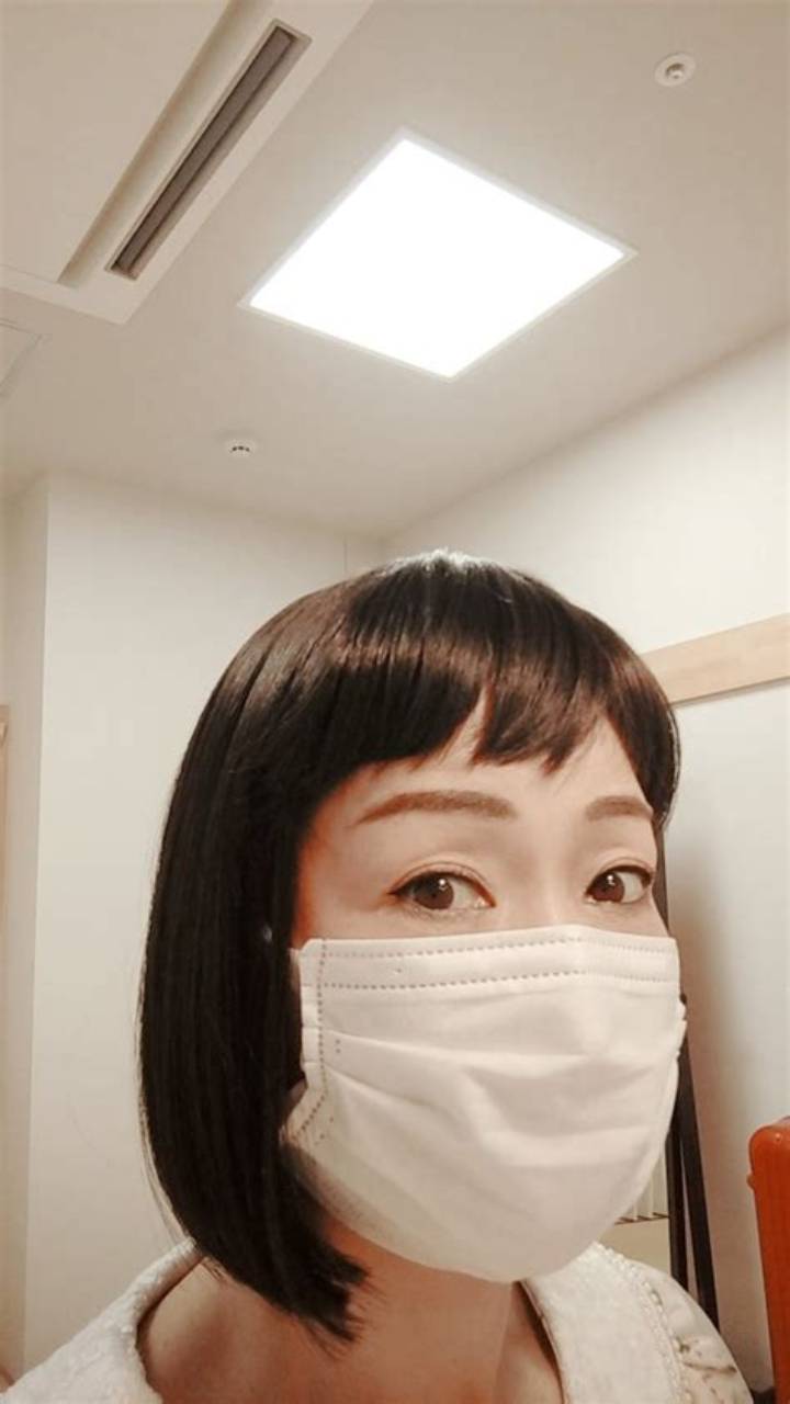 野村真美ヌード：美しきグラビアアイドルとAv女優の全軌跡