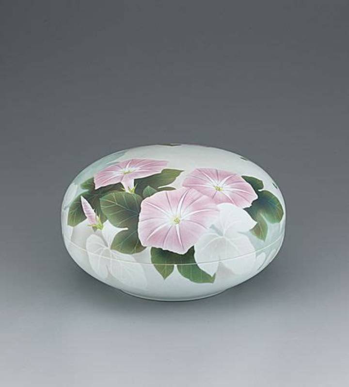 磁土に宿る青き生命――陶芸家・藤井隆之が切り拓く「青白磁」の新境地と美の神髄